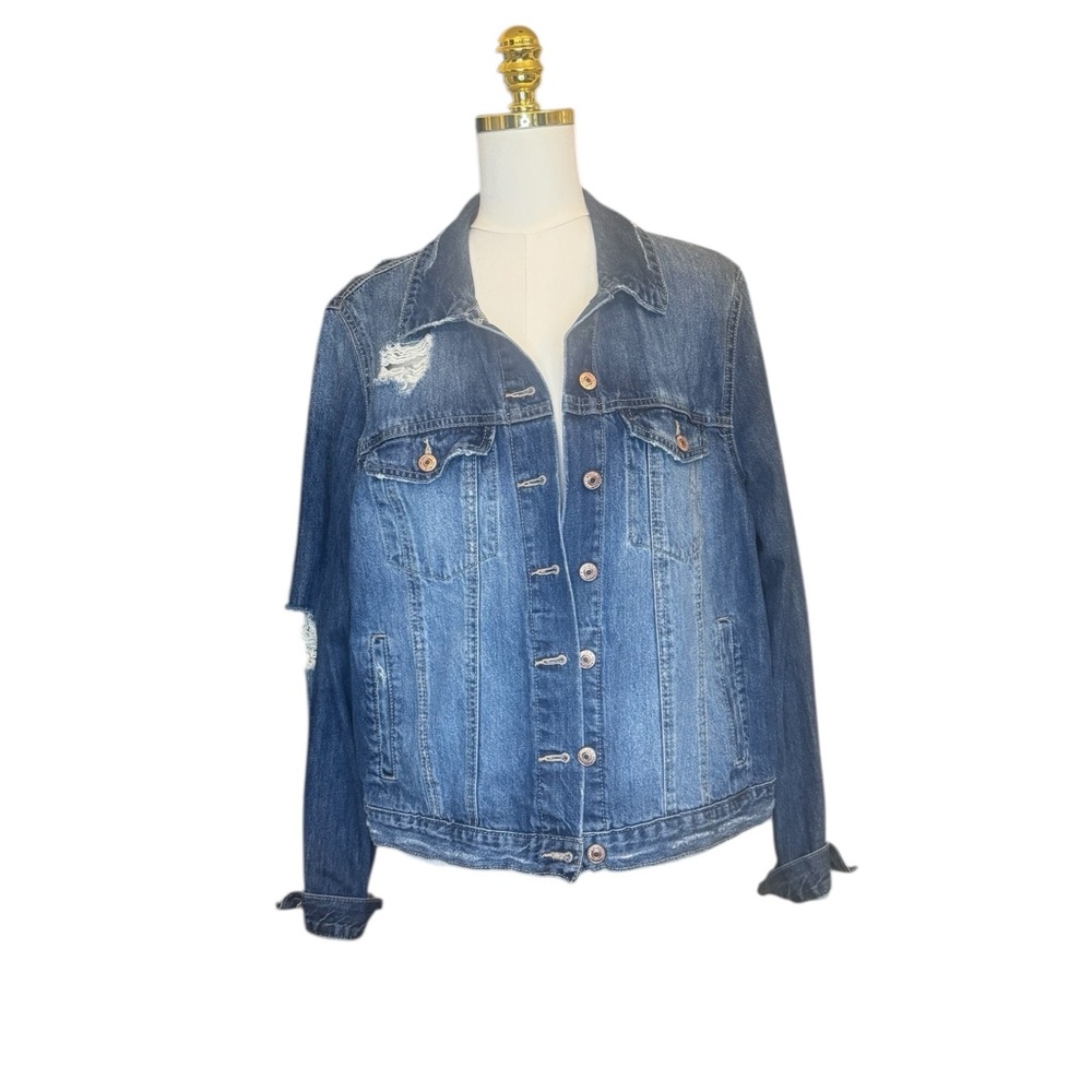 Forever 21 Plus Distressed Denim Jacket Ripped Boyfriend Jean Jacket 1X